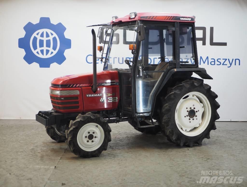 Yanmar US 32 Naudoti kompaktiški traktoriai