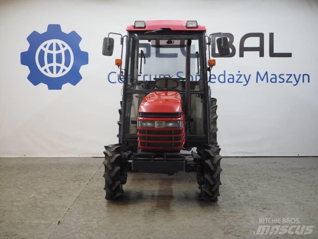 Yanmar US 32 Naudoti kompaktiški traktoriai