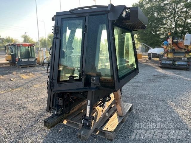 CASE D 1650 NEW CAB Kabinos ir interjeras