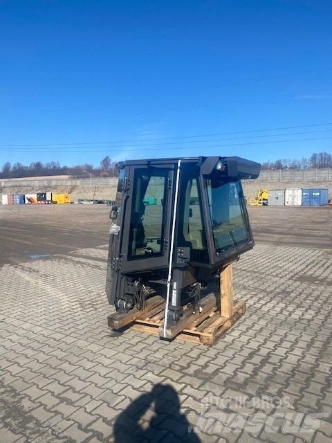 CASE D 1650 NEW CAB Kabinos ir interjeras