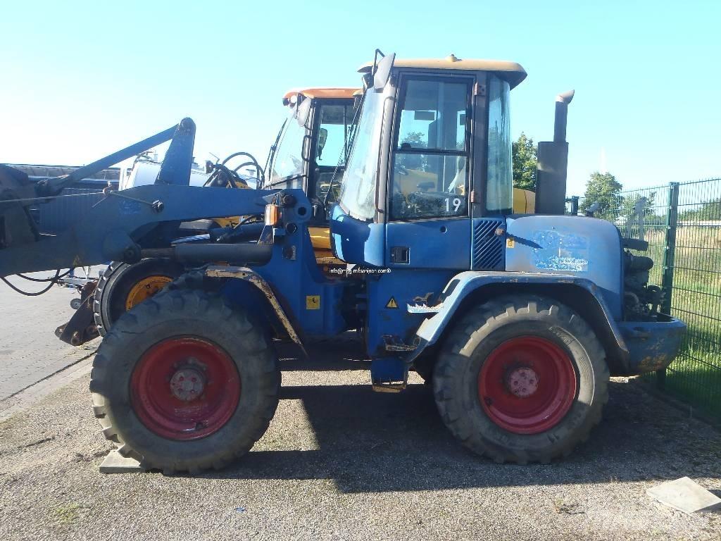 Volvo BM L45 defekt Naudoti ratiniai krautuvai