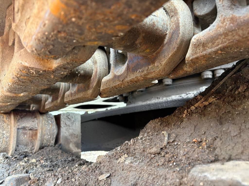 CAT 374 D L Vikšriniai ekskavatoriai