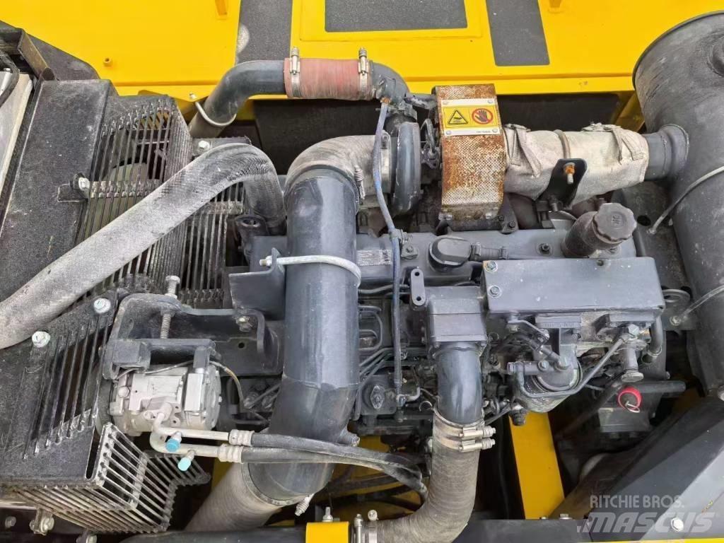 Komatsu PC 350 LC Vikšriniai ekskavatoriai