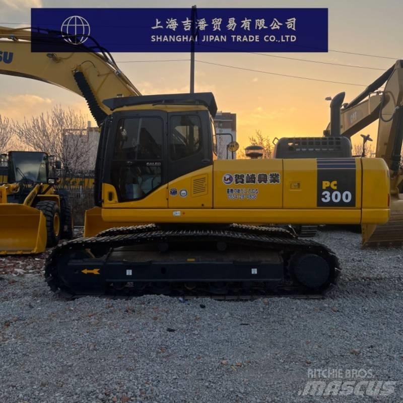 Komatsu PC 300 Vikšriniai ekskavatoriai