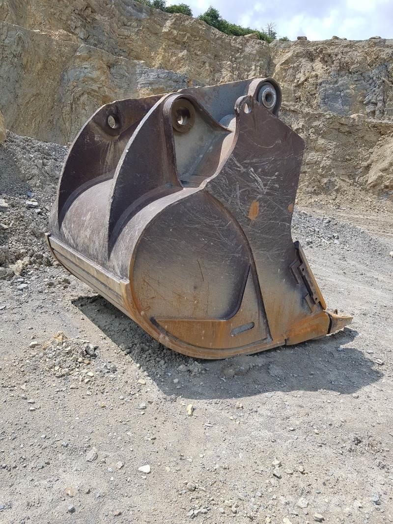 Liebherr R974 Vikšriniai ekskavatoriai