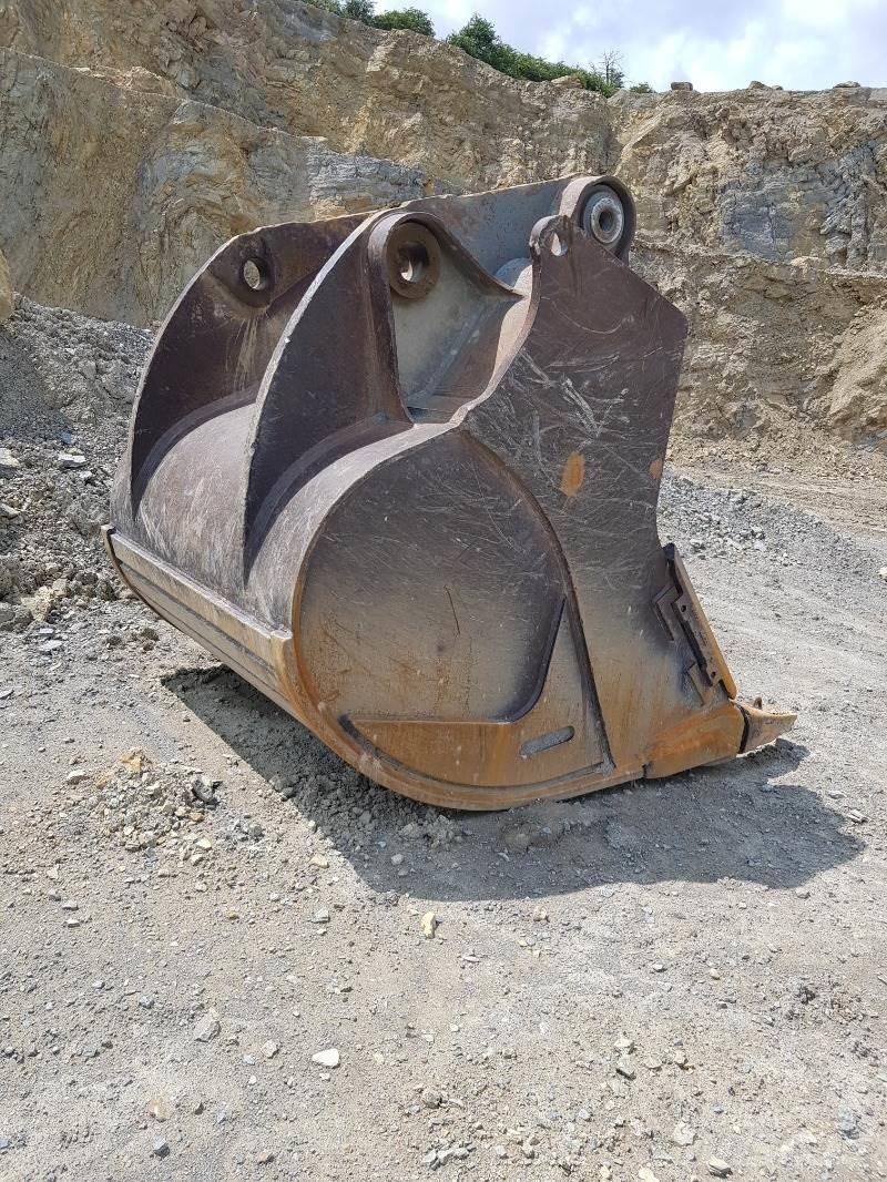 Liebherr R974 Vikšriniai ekskavatoriai