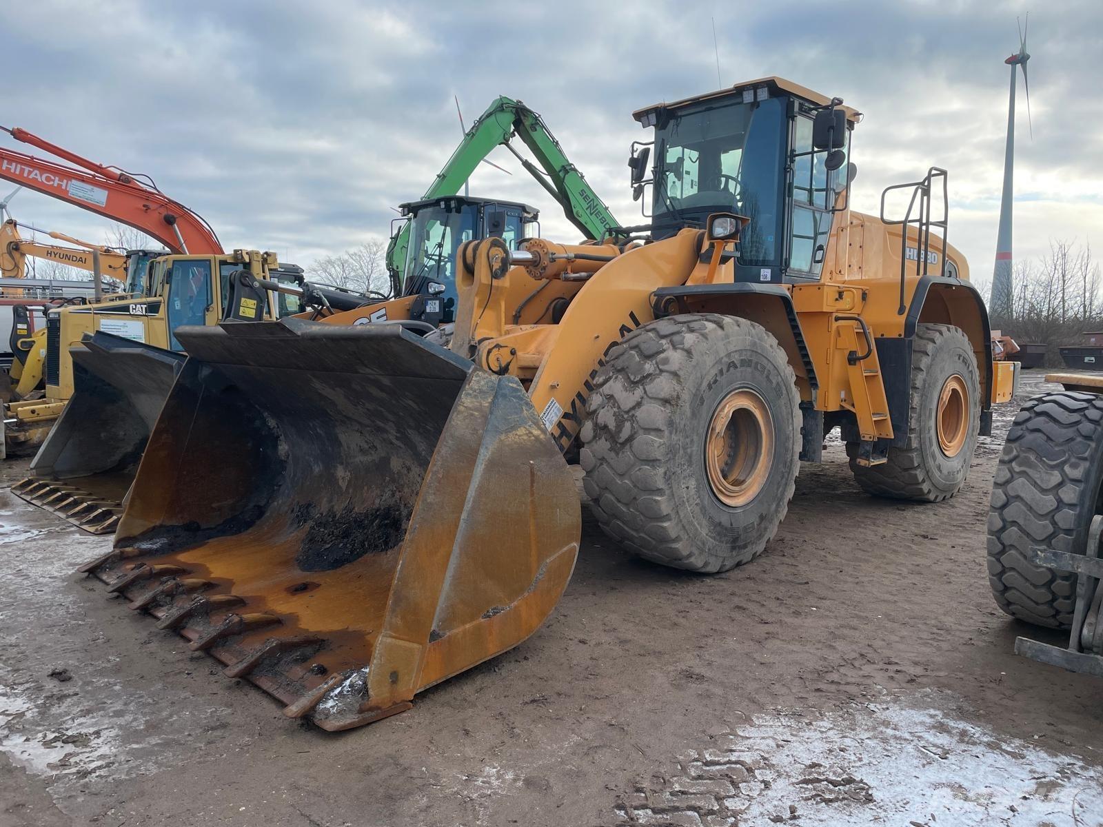Hyundai HL 980 Naudoti ratiniai krautuvai