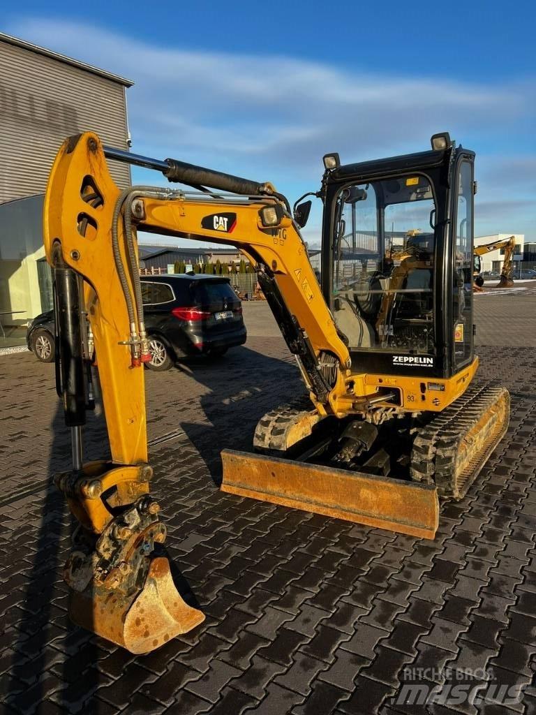 CAT 302.7 DCR Mini ekskavatoriai < 7 t