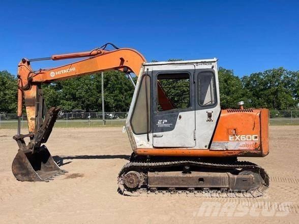 Hitachi EX 60 Vikšriniai ekskavatoriai