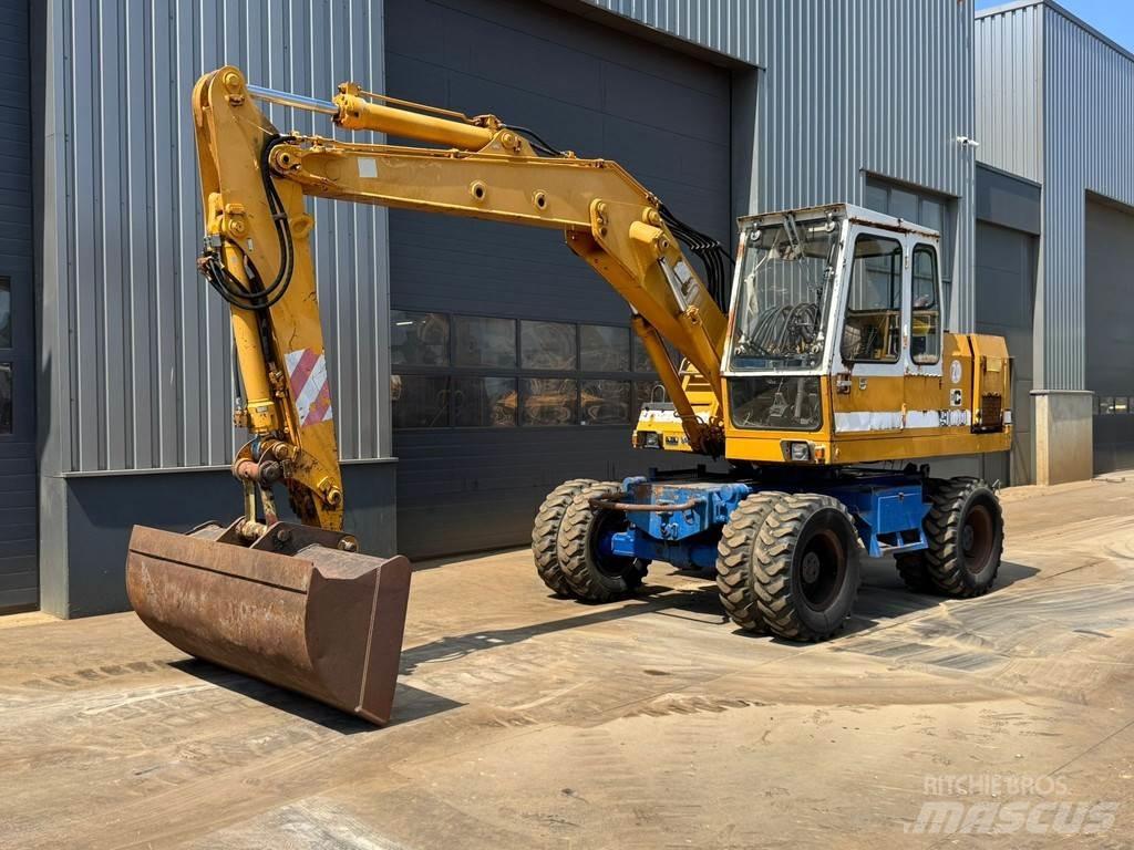 Liebherr A900C Ratiniai ekskavatoriai