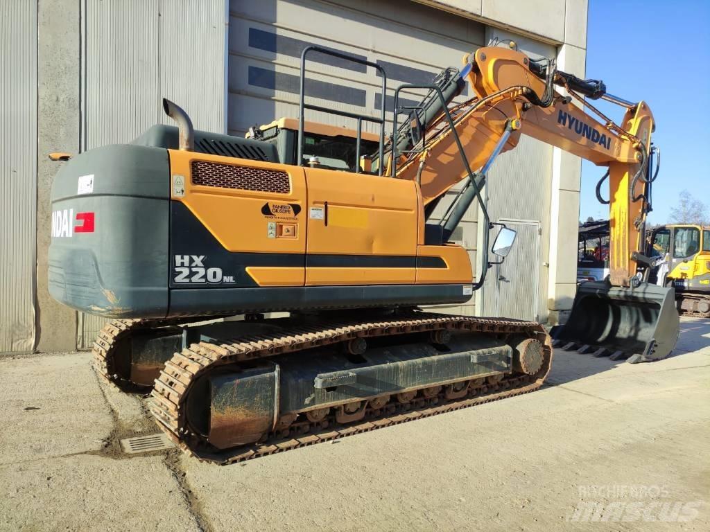 Hyundai HX220NL Vikšriniai ekskavatoriai