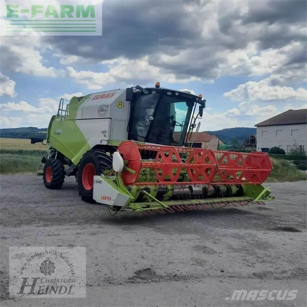 CLAAS tucano 440 Derliaus nuėmimo kombainai
