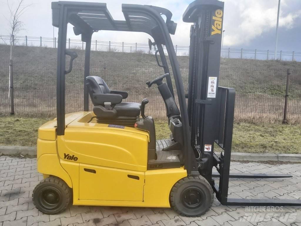Yale ERP 16 VF Elektriniai šakiniai krautuvai