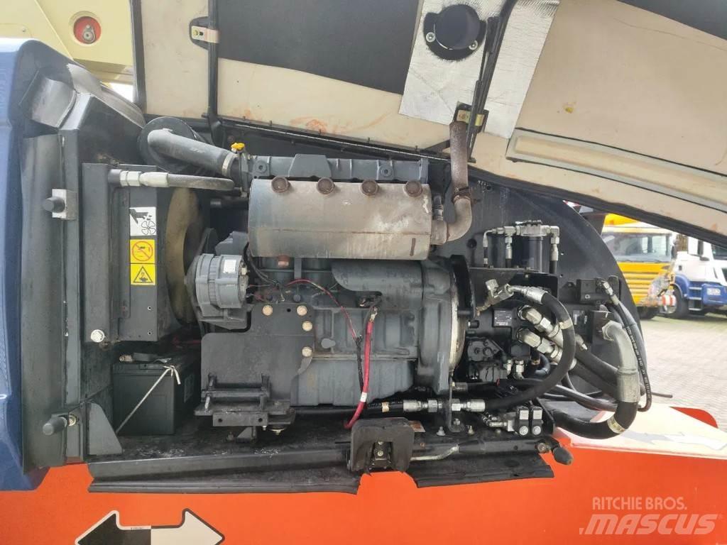 JLG 860 SJ Teleskopiniai keltuvai