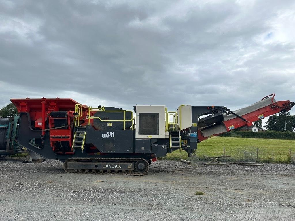 Sandvik QJ 241 Mobilūs smulkintuvai