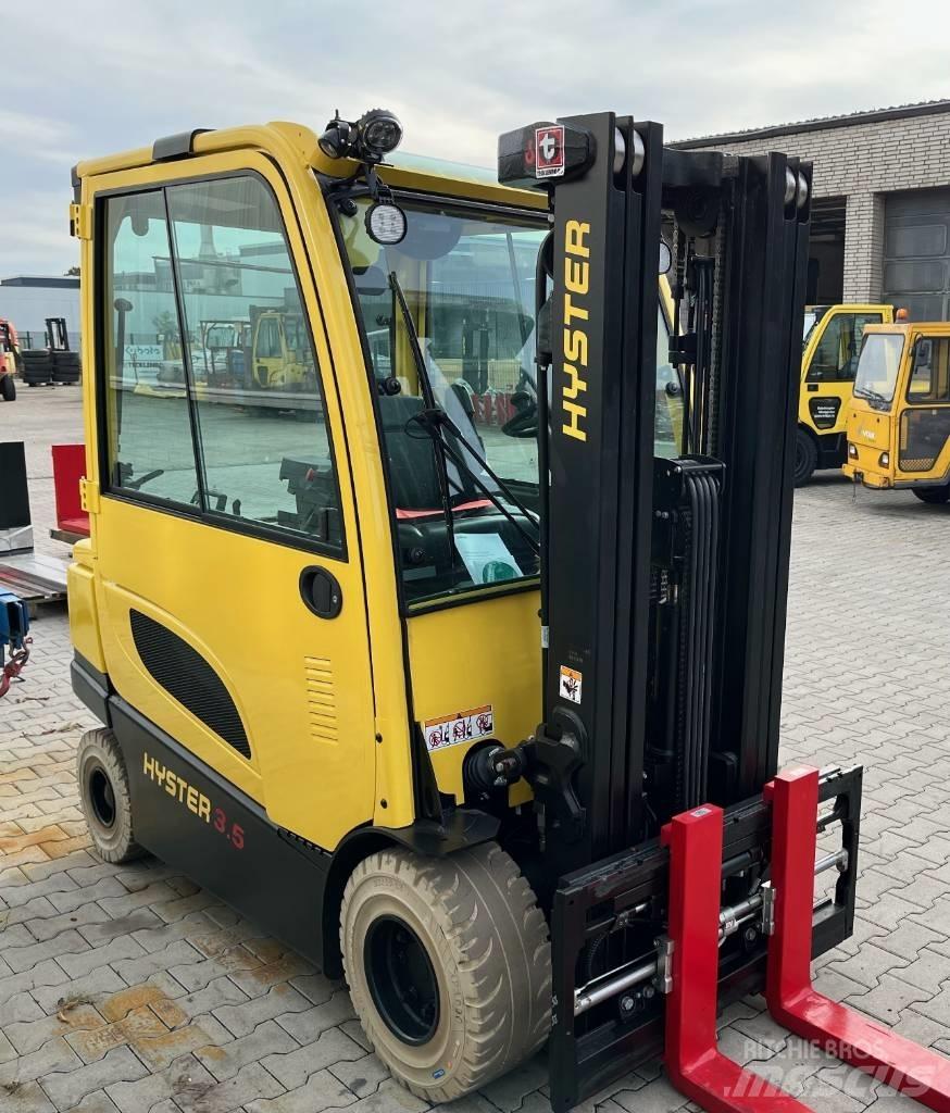 Hyster J3.5XN Elektriniai šakiniai krautuvai