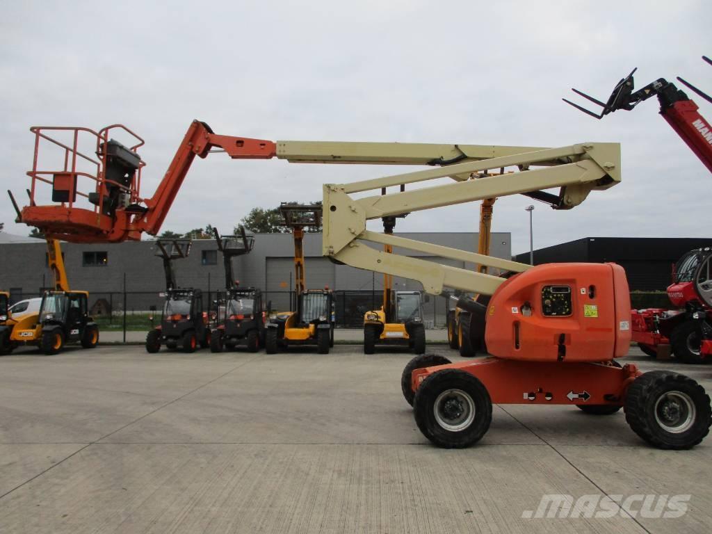 JLG 510 AJ (390) Kompaktiškas savaeigis strėlinis keltuvas