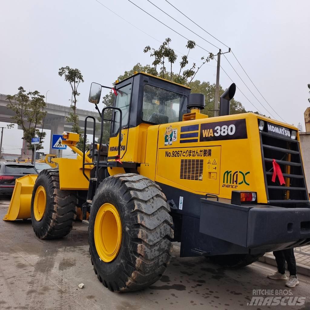 Komatsu WA 380-3 Naudoti ratiniai krautuvai