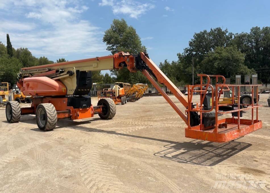 JLG 1250 AJP Alkūniniai keltuvai