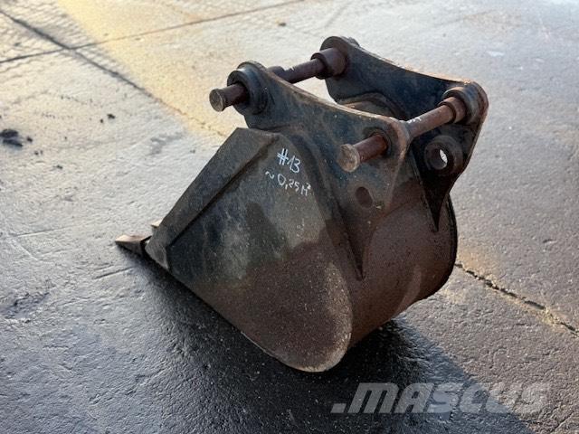 JCB ŁYŻKA UŻYWANA Tranšėjų kasimo technika