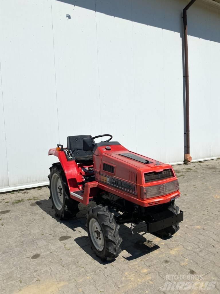 Mitsubishi MT16 Naudoti kompaktiški traktoriai