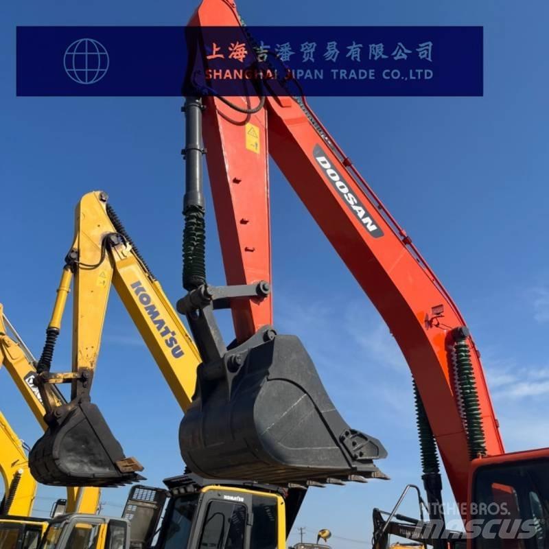 Doosan DX 300 Vikšriniai ekskavatoriai
