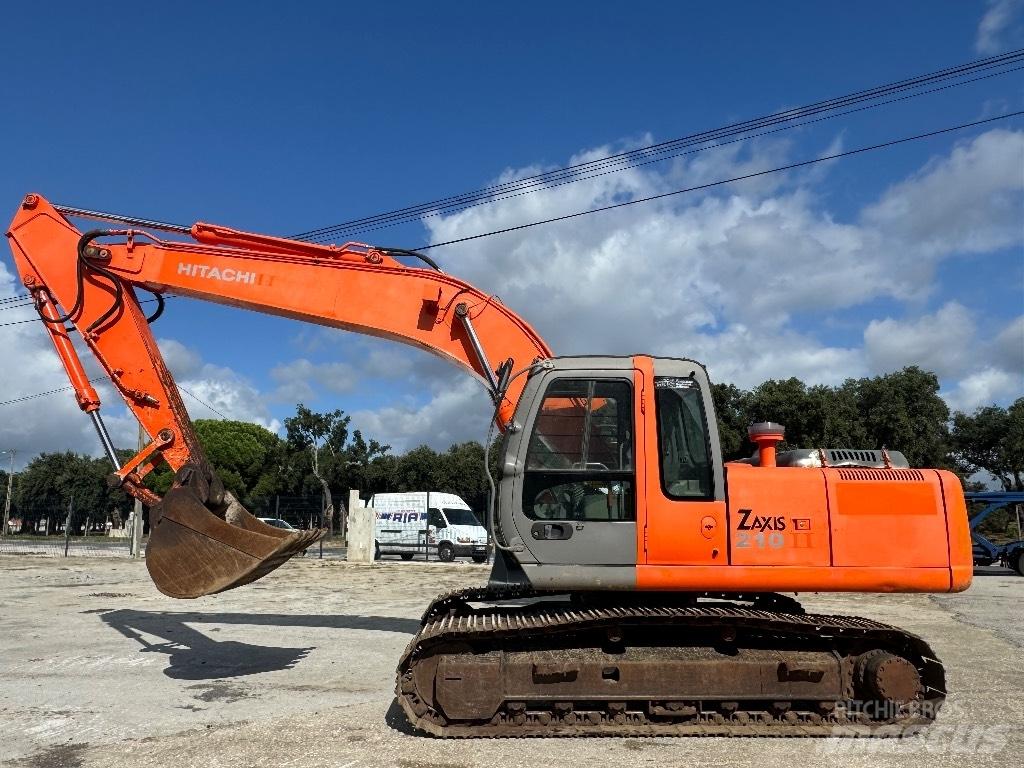 Hitachi ZX 210 Vikšriniai ekskavatoriai