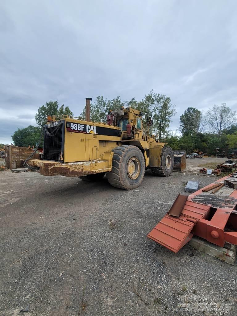CAT 988 F Naudoti ratiniai krautuvai