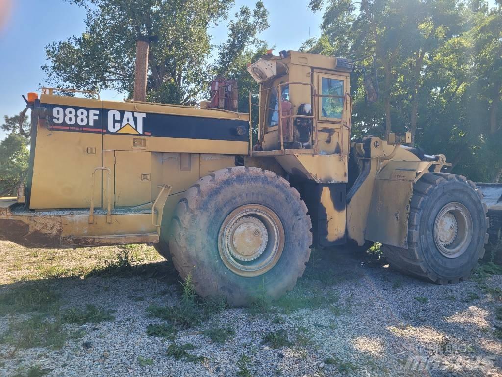 CAT 988 F Naudoti ratiniai krautuvai