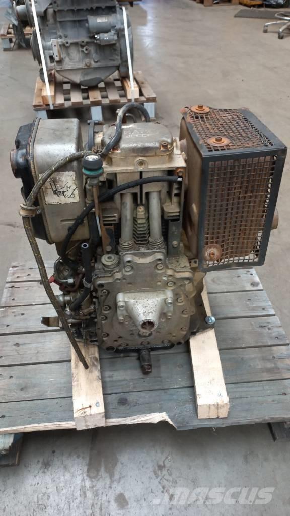 Hatz 1D81Z Varikliai