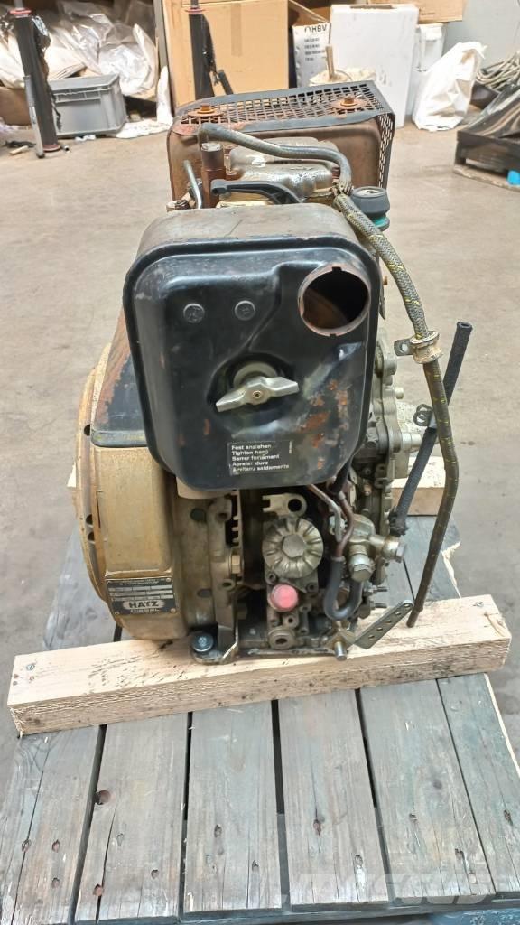 Hatz 1D81Z Varikliai