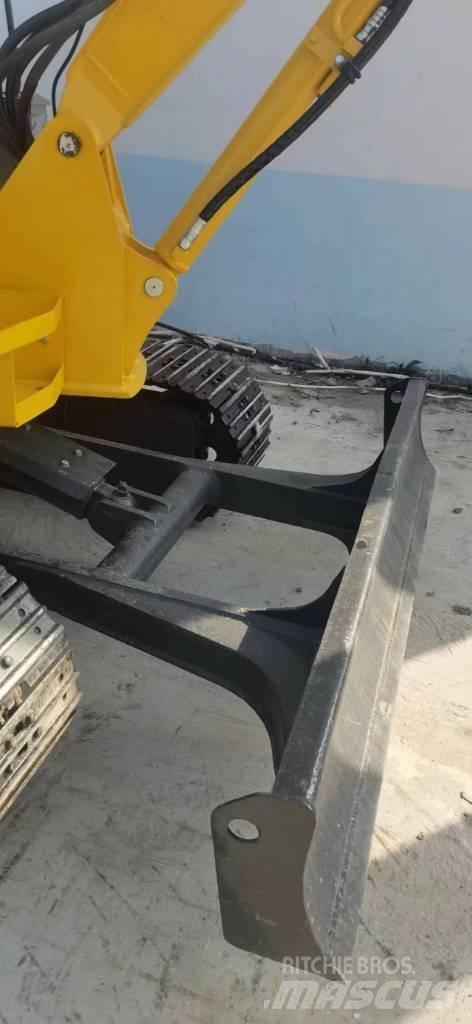 Komatsu PC 56 Vikšriniai ekskavatoriai