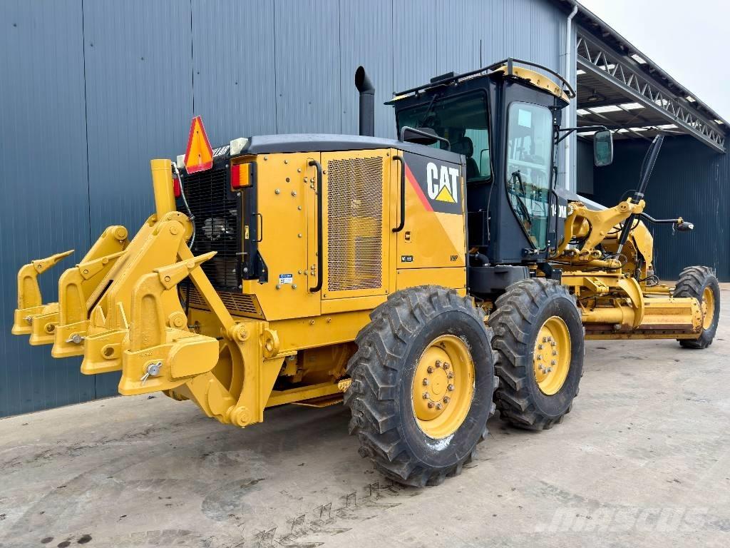 CAT 140M Greideriai