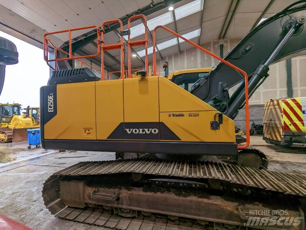 Volvo EC250EL Vikšriniai ekskavatoriai