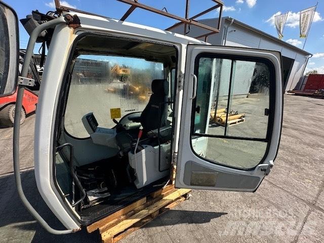 Liebherr R 914 C CAB Kabinos ir interjeras