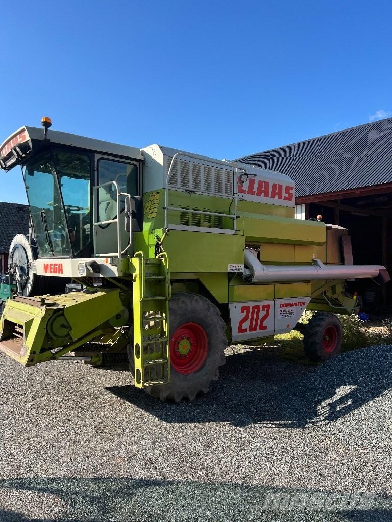CLAAS Mega 202 Derliaus nuėmimo kombainai
