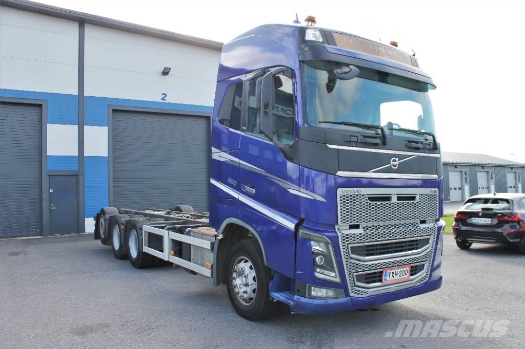 Volvo FH16 600  8x4*4 Važiuoklė su kabina