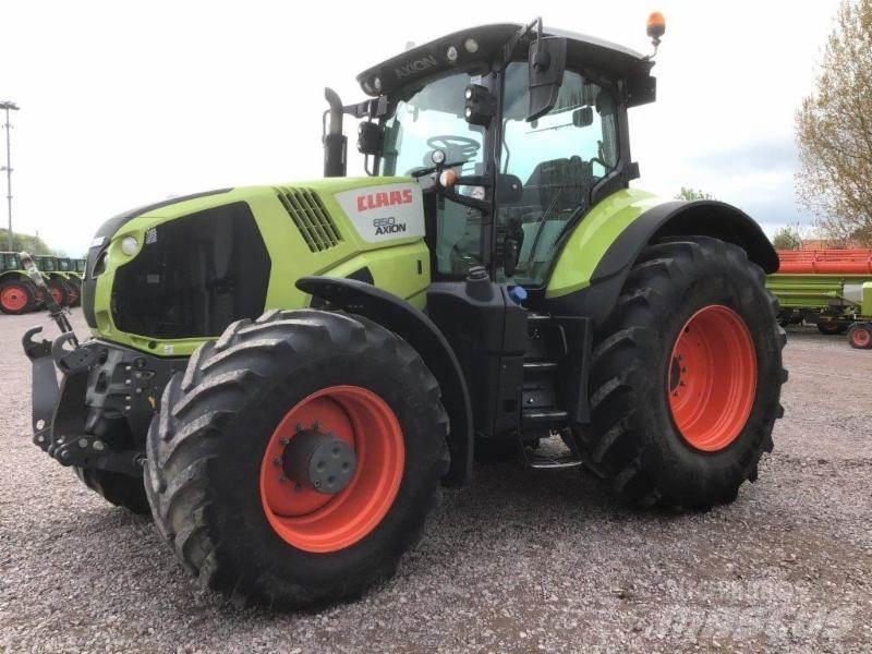 CLAAS AXION 850 Traktoriai