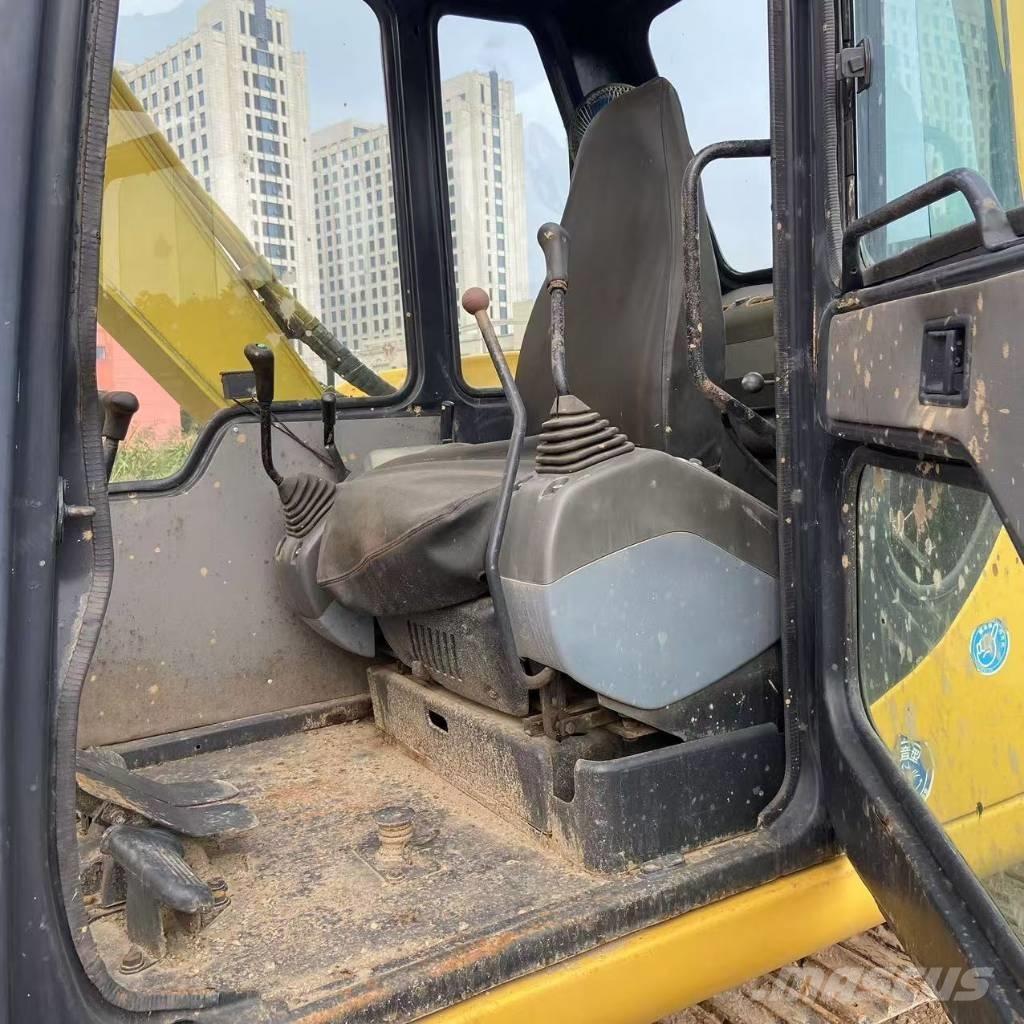 Komatsu PC60-7 Vikšriniai ekskavatoriai