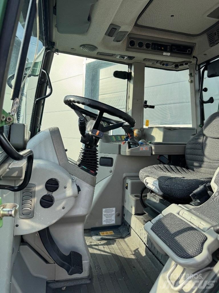 Fendt 820 Vario TMS Traktoriai