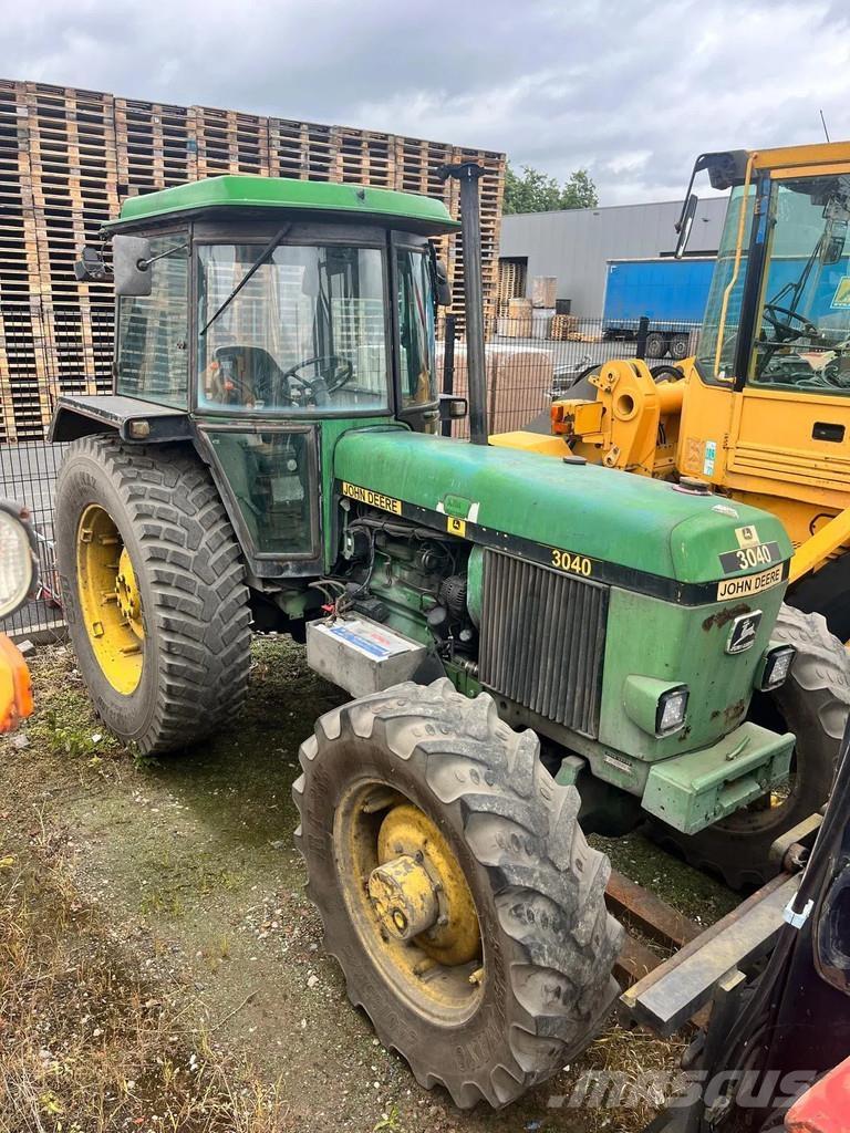 John Deere 3040 Traktoriai