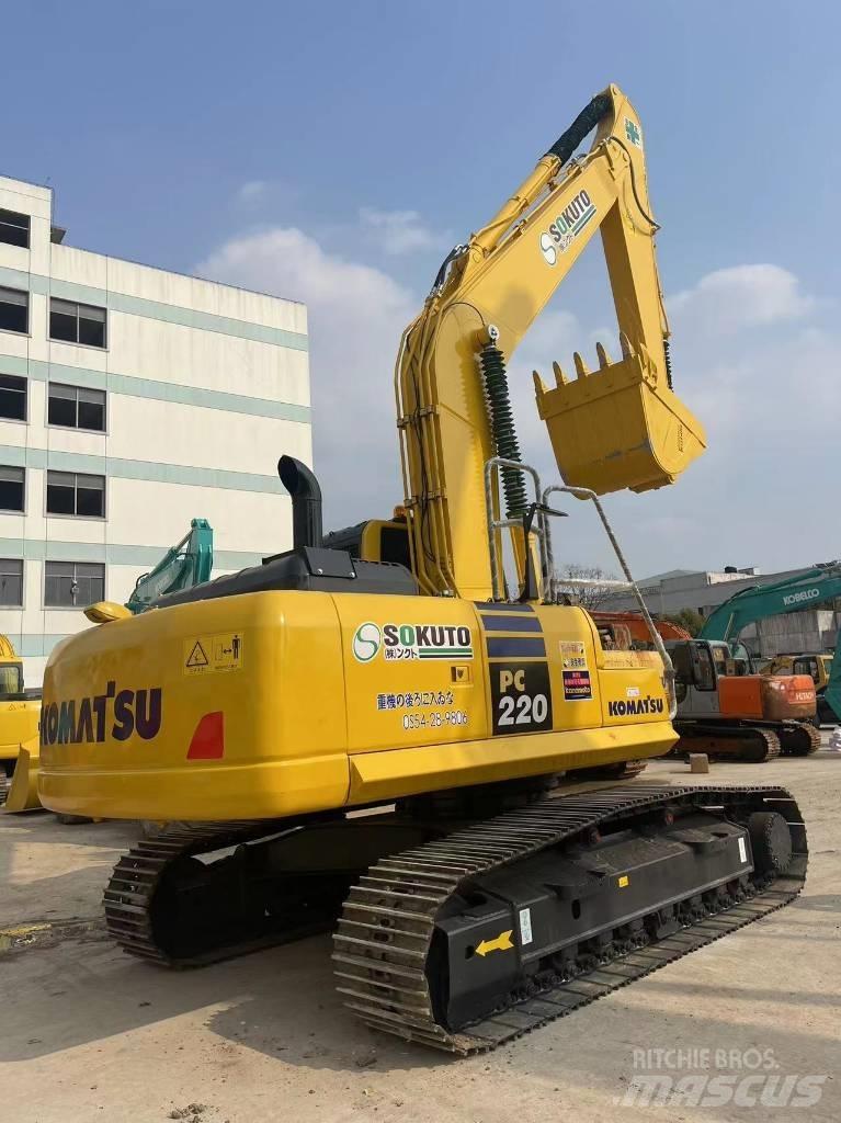 Komatsu PC 220-8 Vikšriniai ekskavatoriai