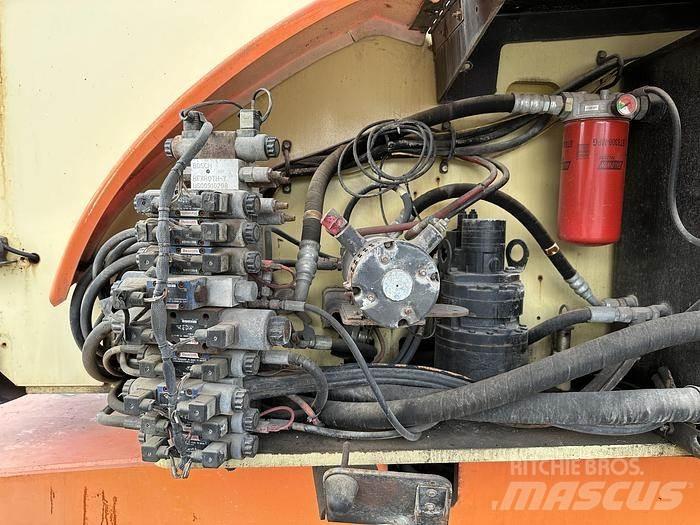 JLG 800AJ Alkūniniai keltuvai