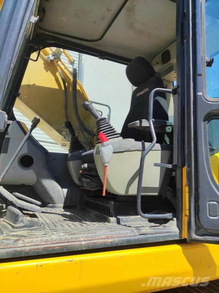 Komatsu PC 210 NLC-8 Vikšriniai ekskavatoriai