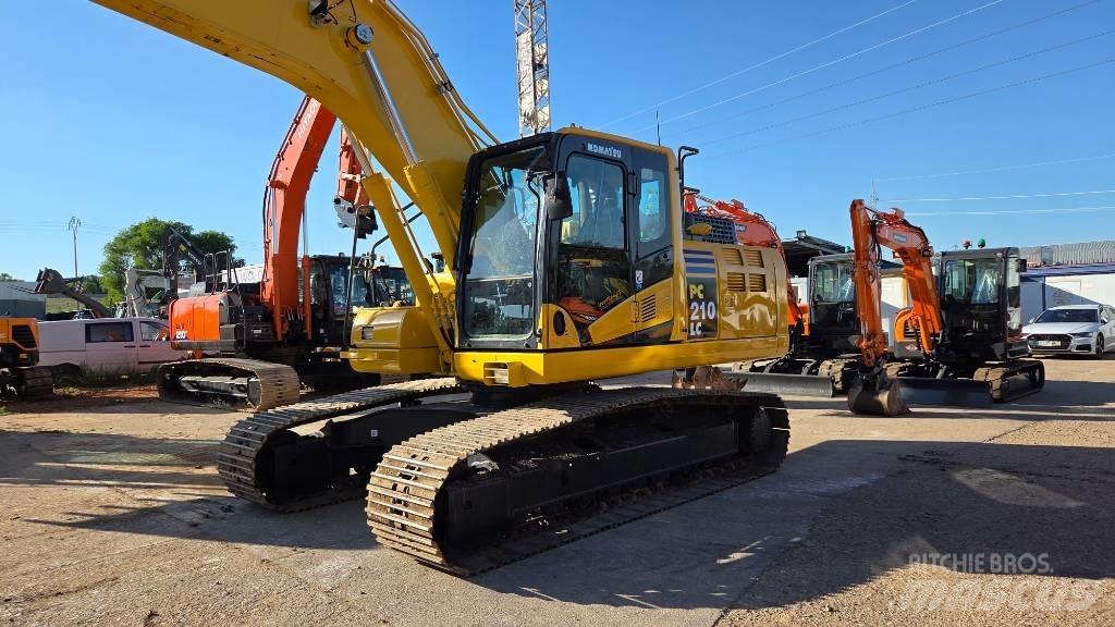 Komatsu PC 210 Vikšriniai ekskavatoriai