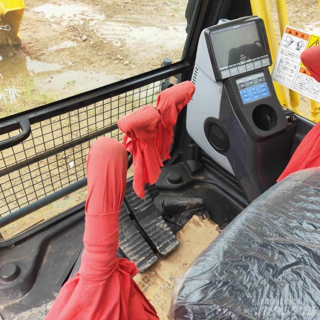 Komatsu PC200-8 Vikšriniai ekskavatoriai