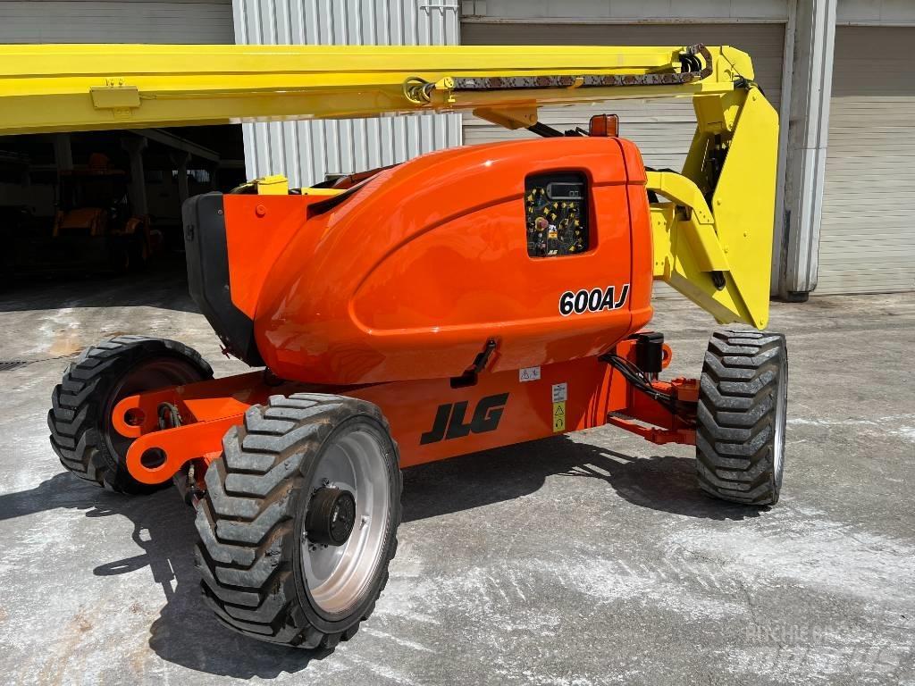 JLG 600 AJ Alkūniniai keltuvai