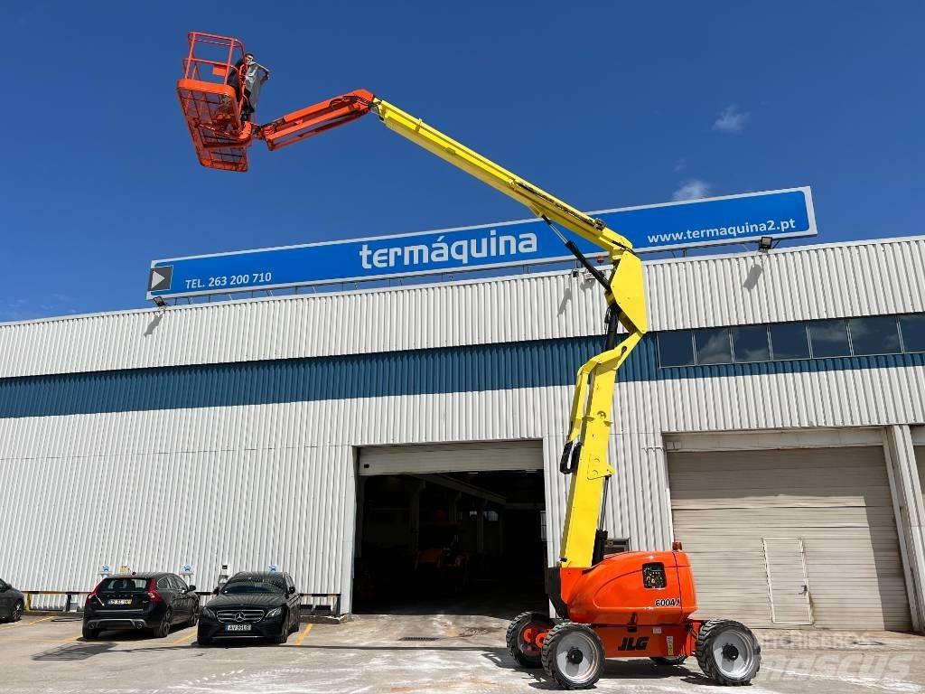 JLG 600 AJ Alkūniniai keltuvai