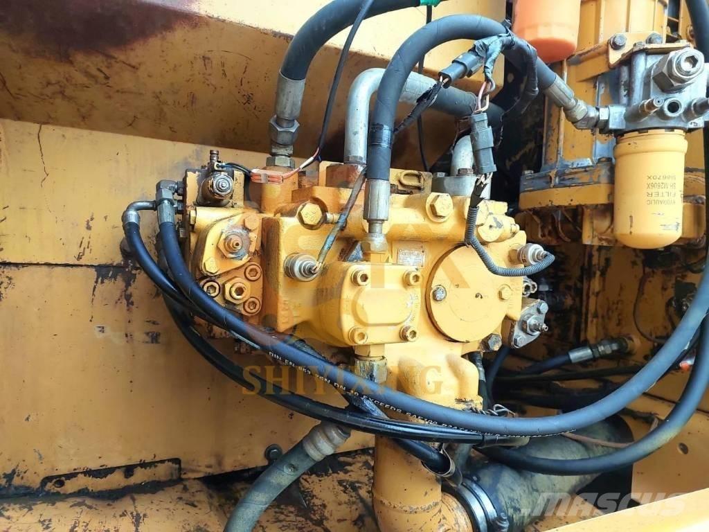 CAT 320 C Vikšriniai ekskavatoriai