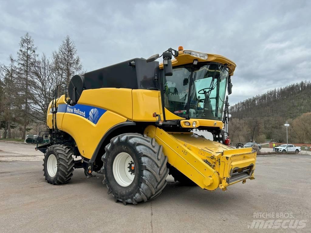 New Holland CX 8080 Derliaus nuėmimo kombainai